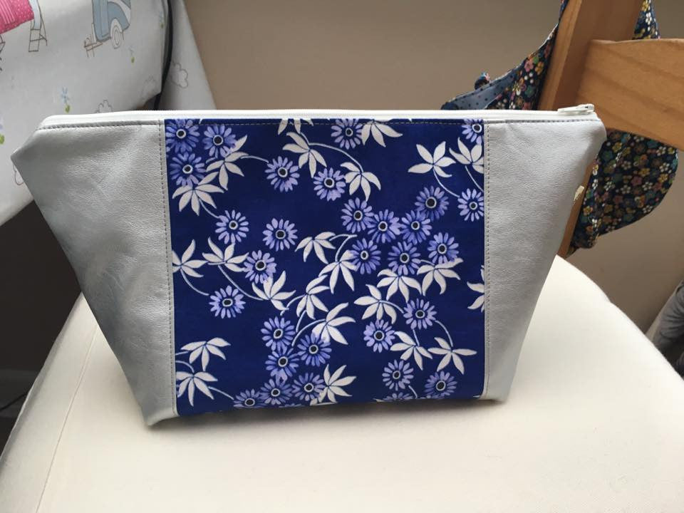 Tote Bag - Buy Stylish Tote Bag For Women Online |Nestasia